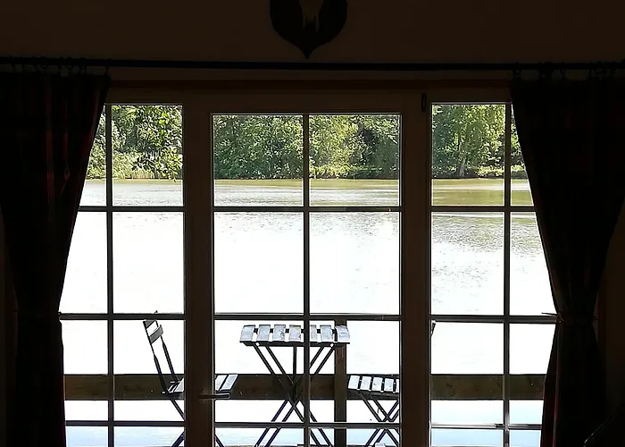 La Sur L'eau *
