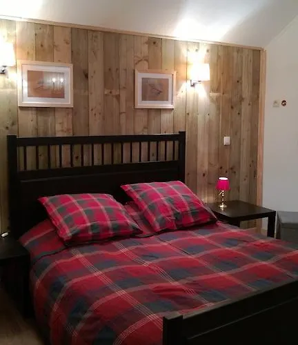 Holiday home La Sur L'eau Cul-des-Sarts